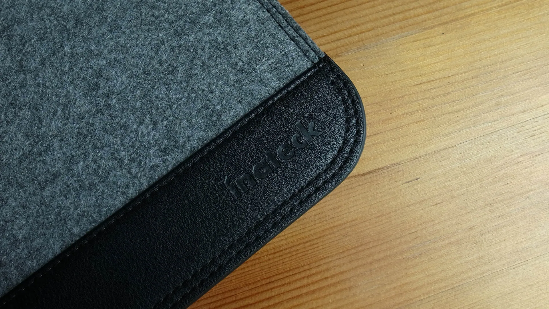 inateck-new-macbook-sleeve-case_4