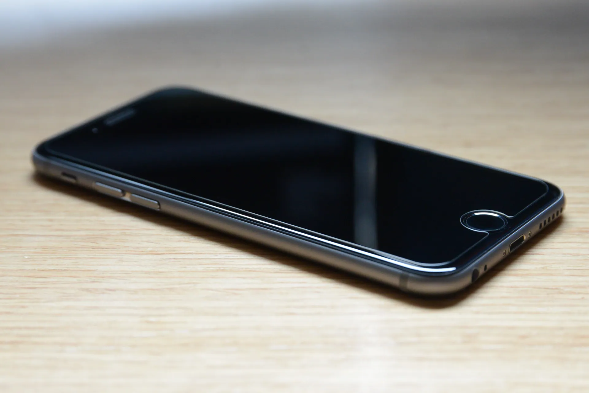 Spigen GLAStR S_5