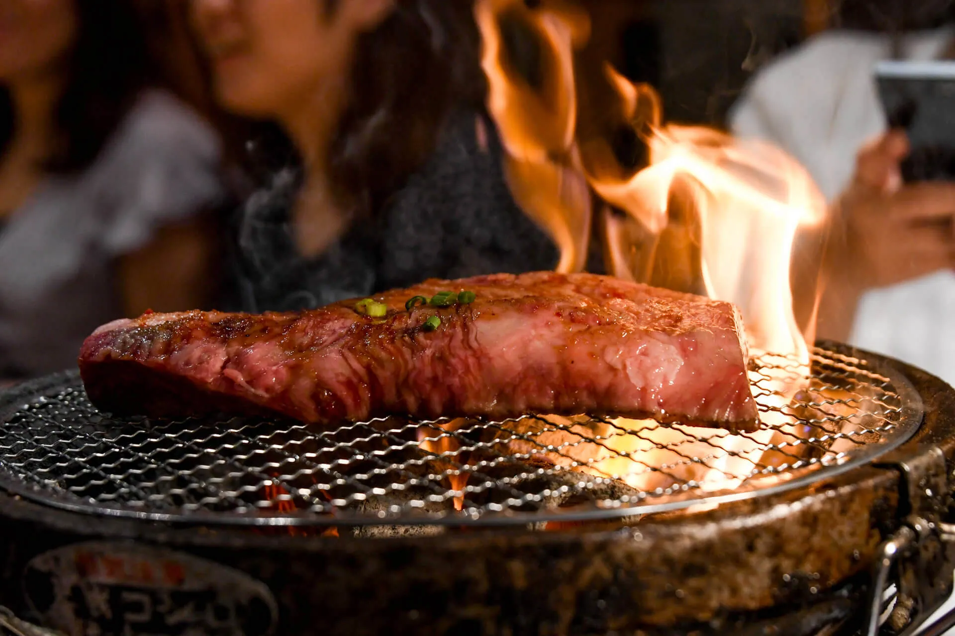 とんつう インサイドスカート でこ肉会 錦糸町