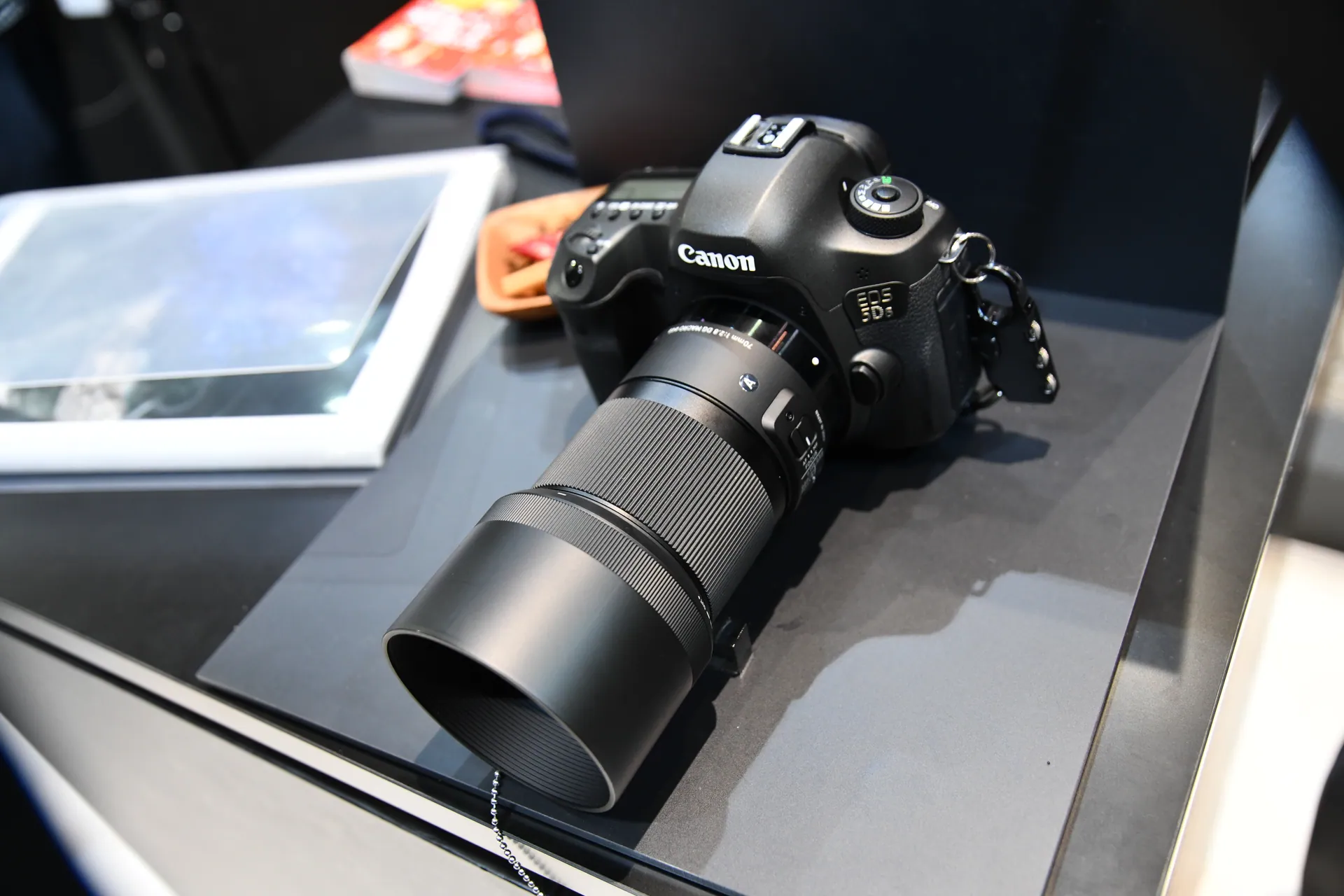 SIGMA 70mm F2.8 DG MACRO | Art