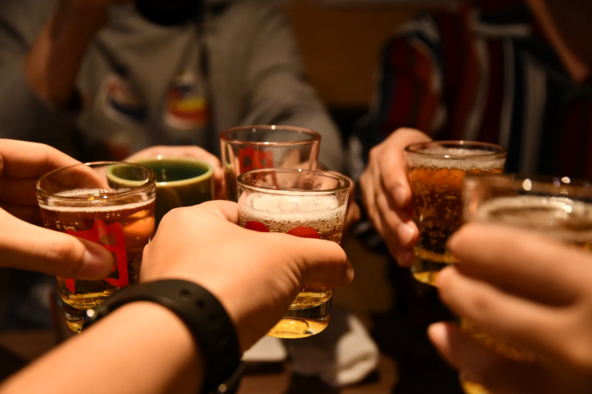 肉と日本酒で乾杯