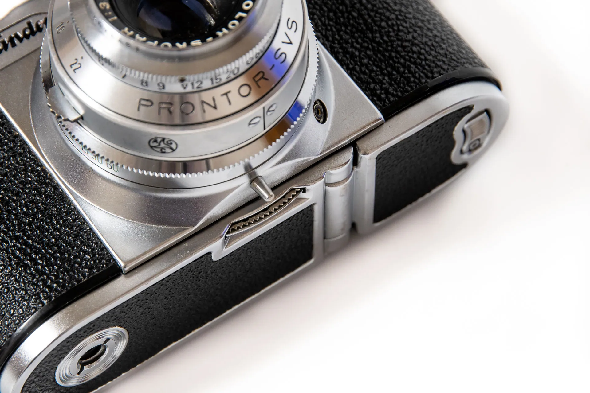 フルマニュアルのフィルムカメラ『Voigtlander vito B』が最高にかっこ
