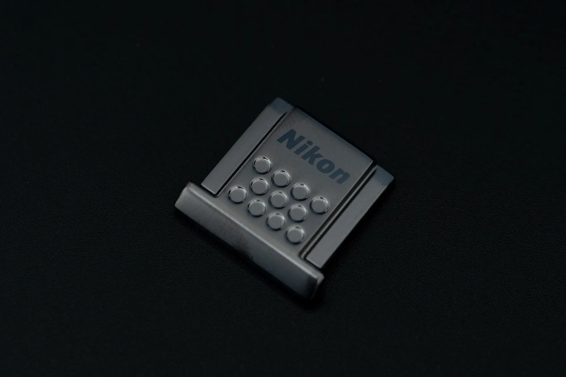 Nikon アクセサリーシューカバー ASC01BK