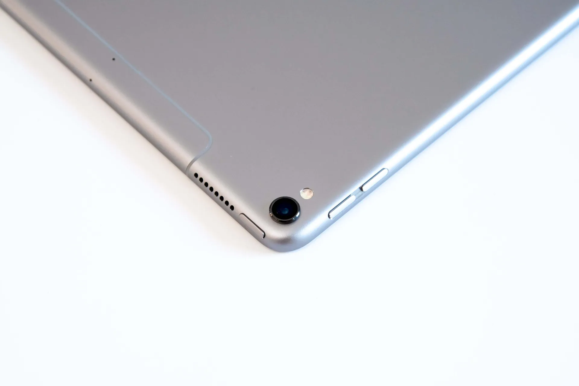10.5インチ iPad Pro カメラ部分
