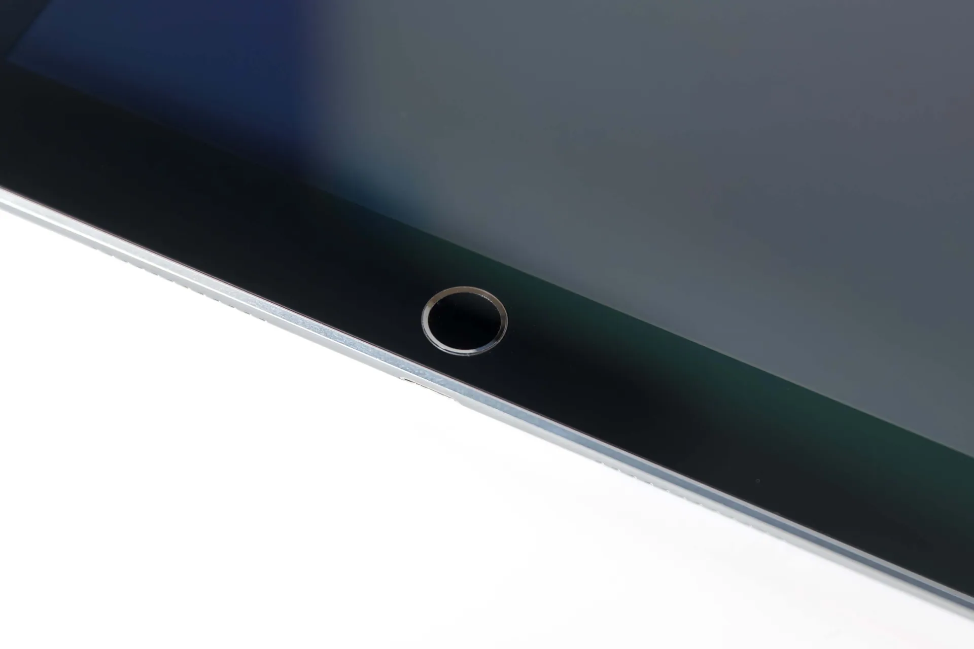 9.7インチ iPad Pro Wi-Fi Touch ID