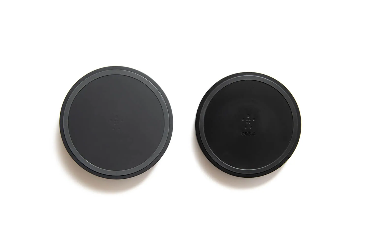 Belkin BOOST↑UP ワイヤレス充電パッド BOOST↑UP ボールドワイヤレス充電パッド 比較