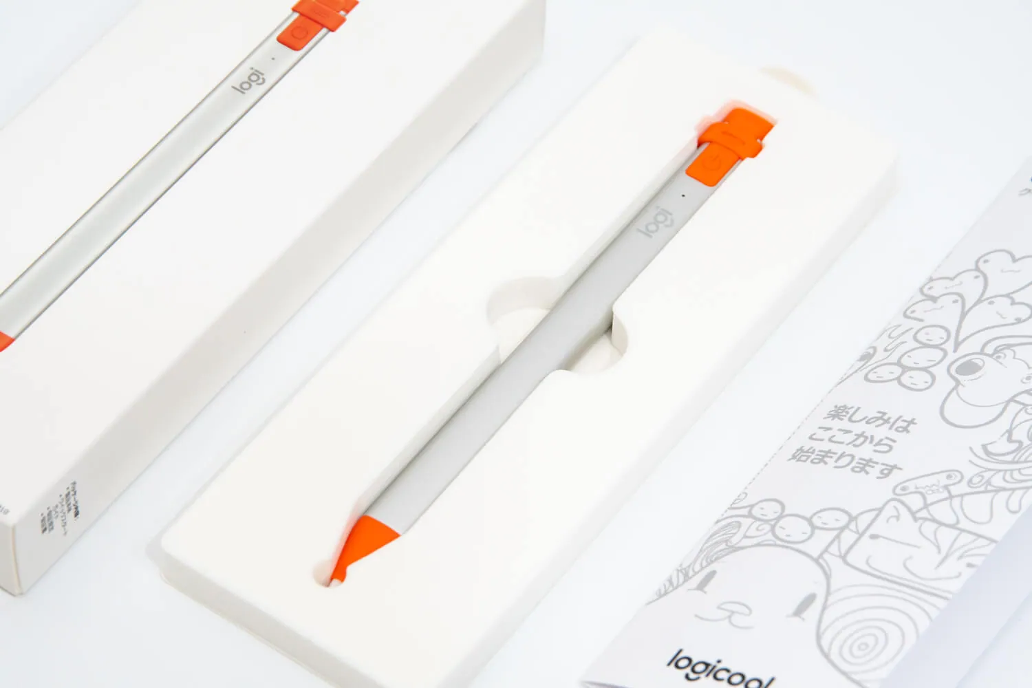 Logicool Crayon(ロジクール クレヨン) 同梱物