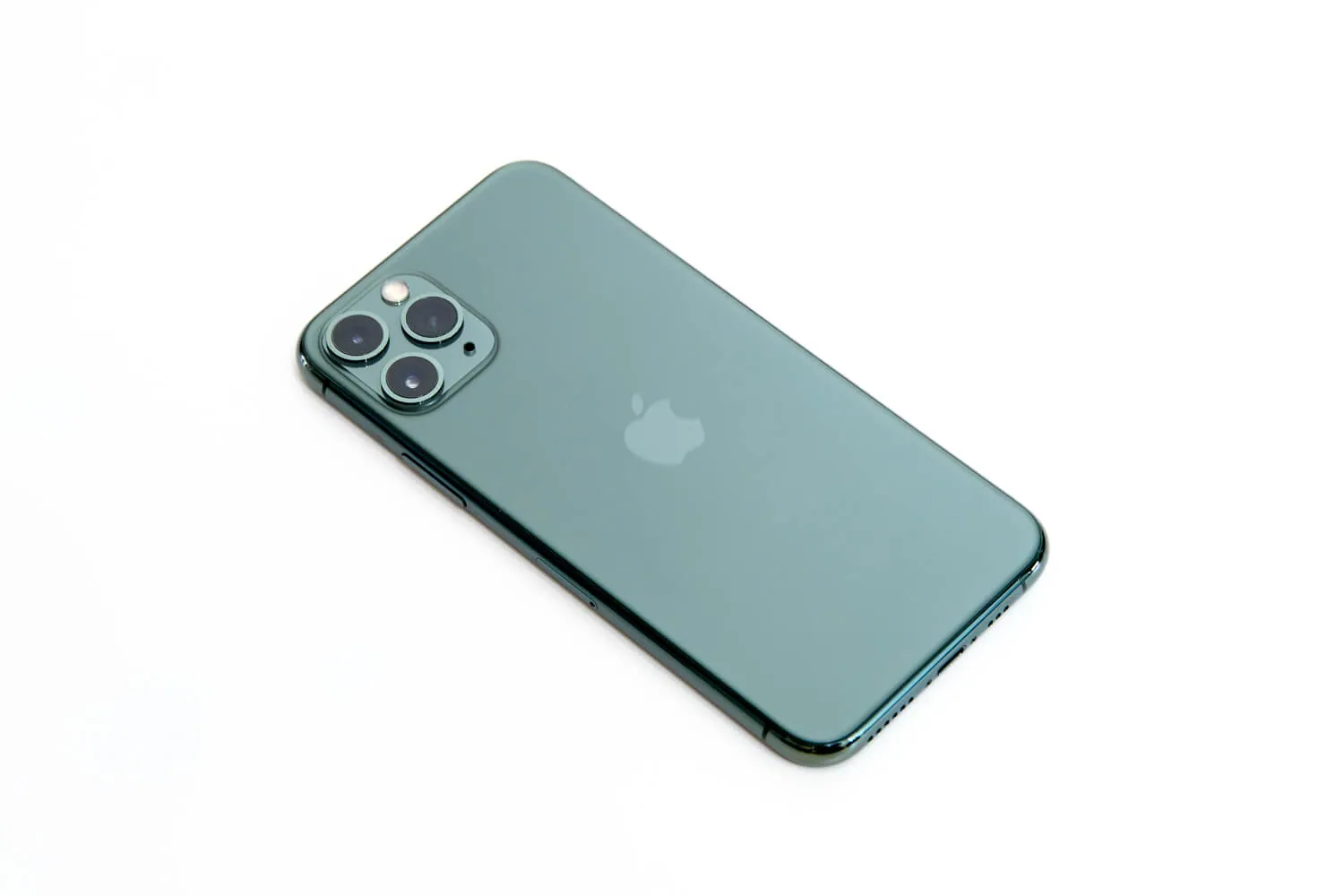 iPhone 11 Pro ミッドナイトグリーン 開封・外観レビュー | でこにく