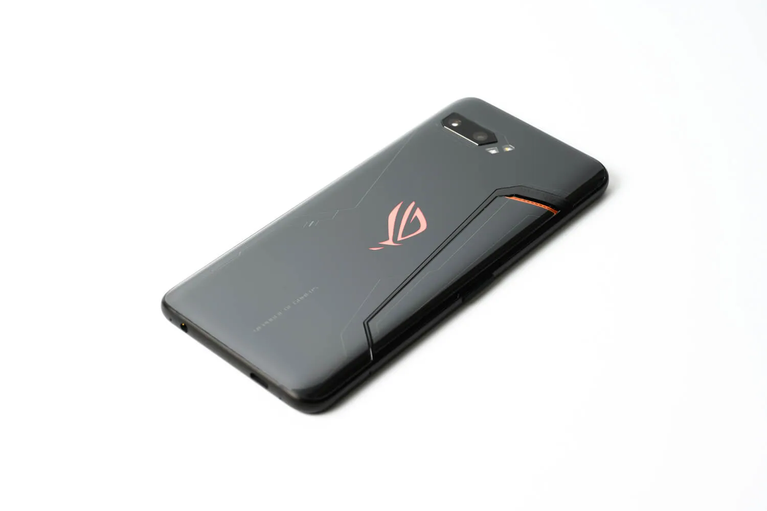 ROG Phone II の外観