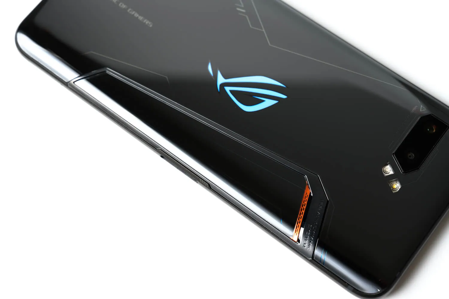 ROG Phone II 外観