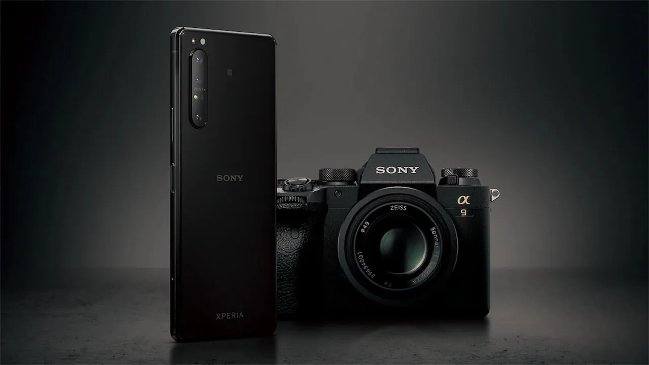 Xperia 1 II（エクスペリア ワン マークツー）はZEISSレンズを搭載