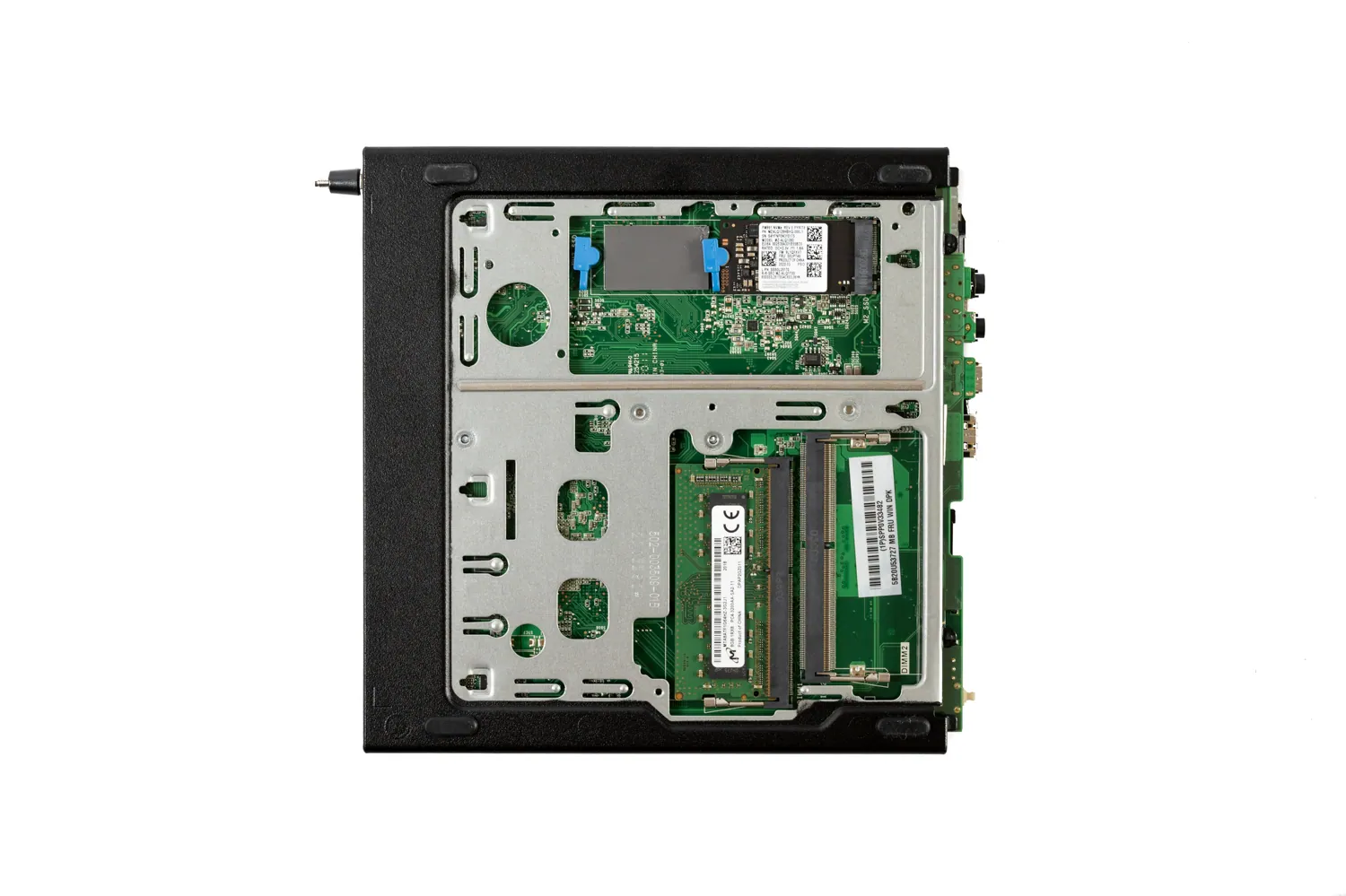 Lenovo ThinkCentre M75q-1 Tiny SSD/メモリなし ThinkCentre M75q‐1 Tinyのメモリ・SSDを増設する手順 | でこにく