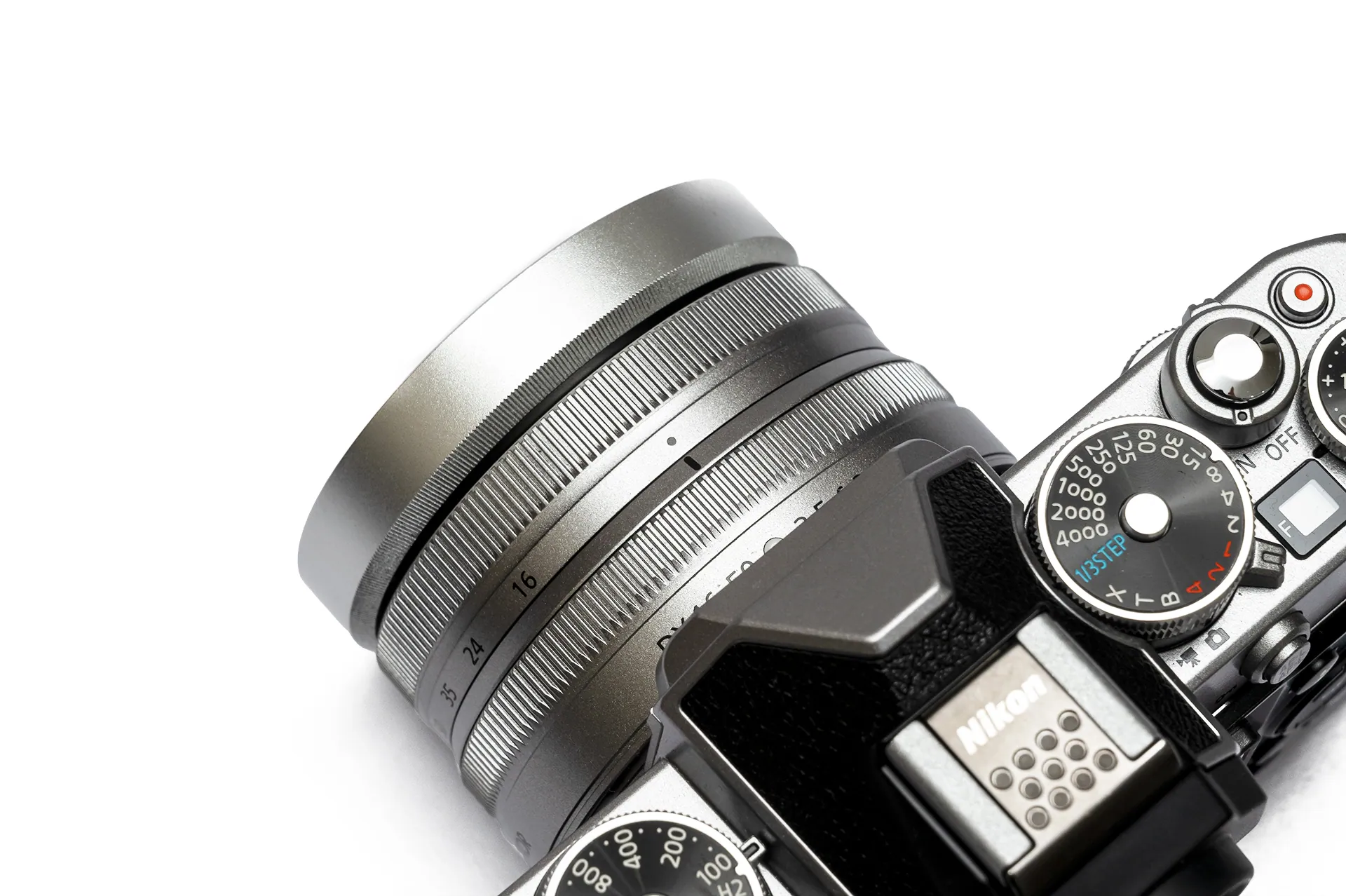 純正よりもオススメ！Nikon Z fcのキットレンズ「NIKKOR Z DX 16-50mm