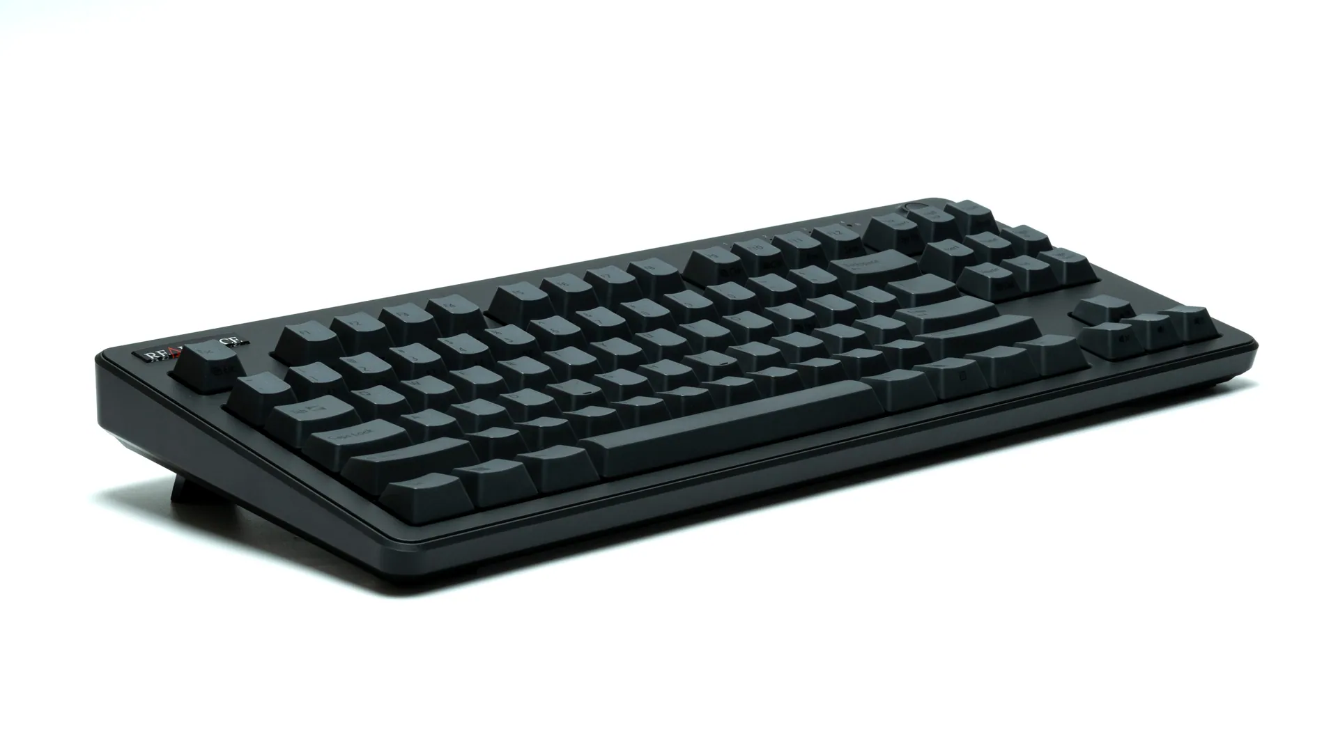 REALFORCE R3 R3HD11のスタンドを立てた状態