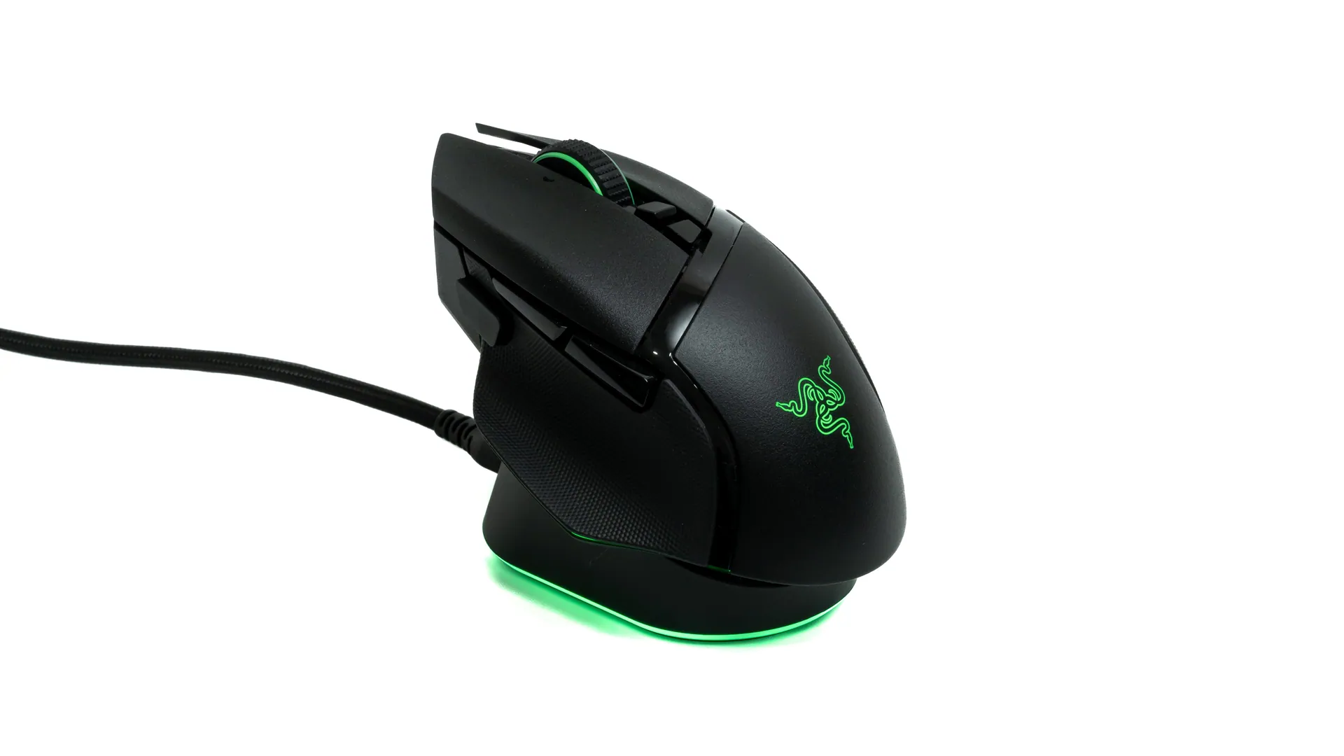 Razer Mouse Dock Pro レビュー：Basilisk V3 Proユーザーには必須