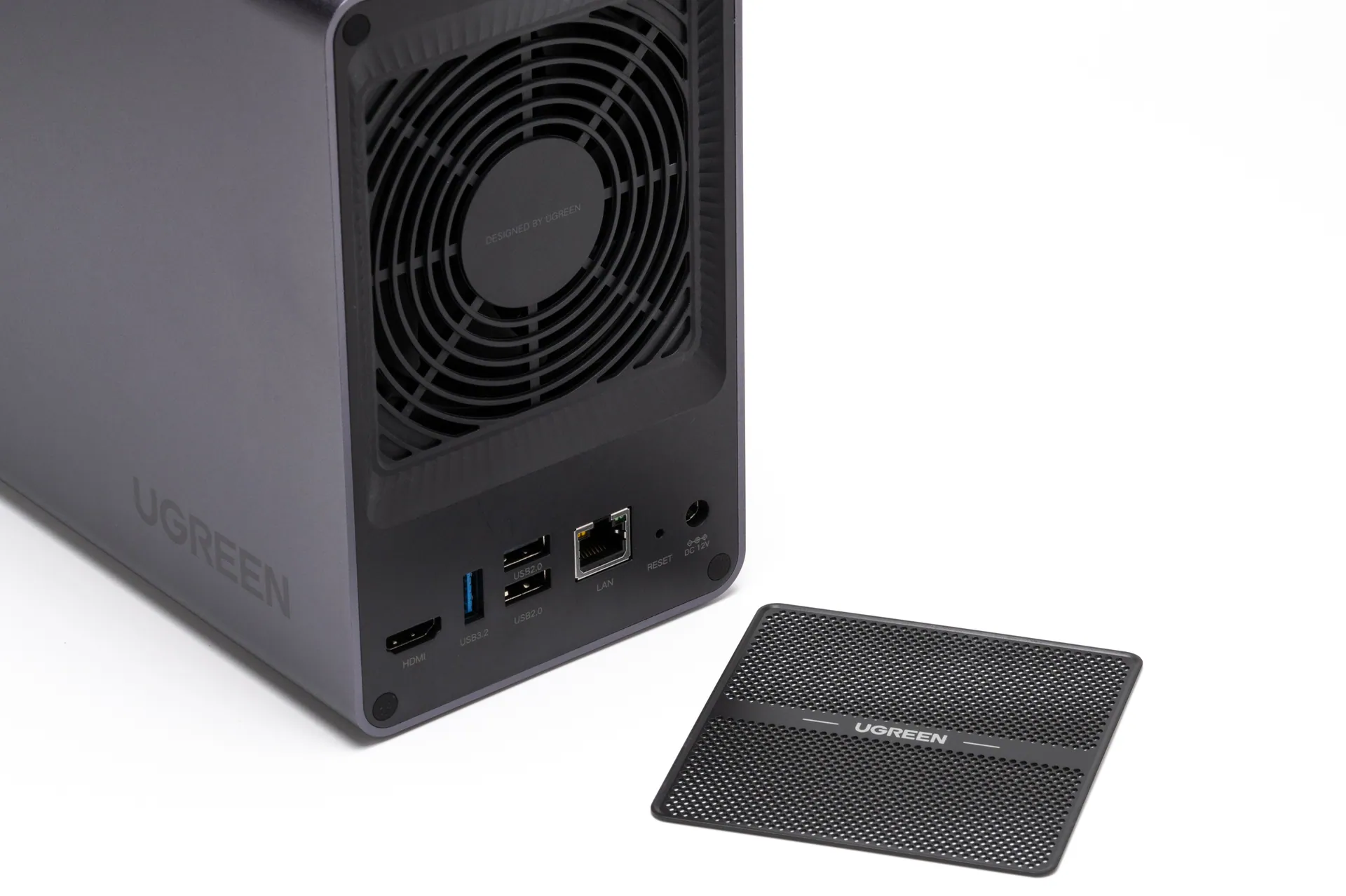 UGREEN NASync DXP2800レビュー｜初心者にもおすすめな小型・高性能NAS