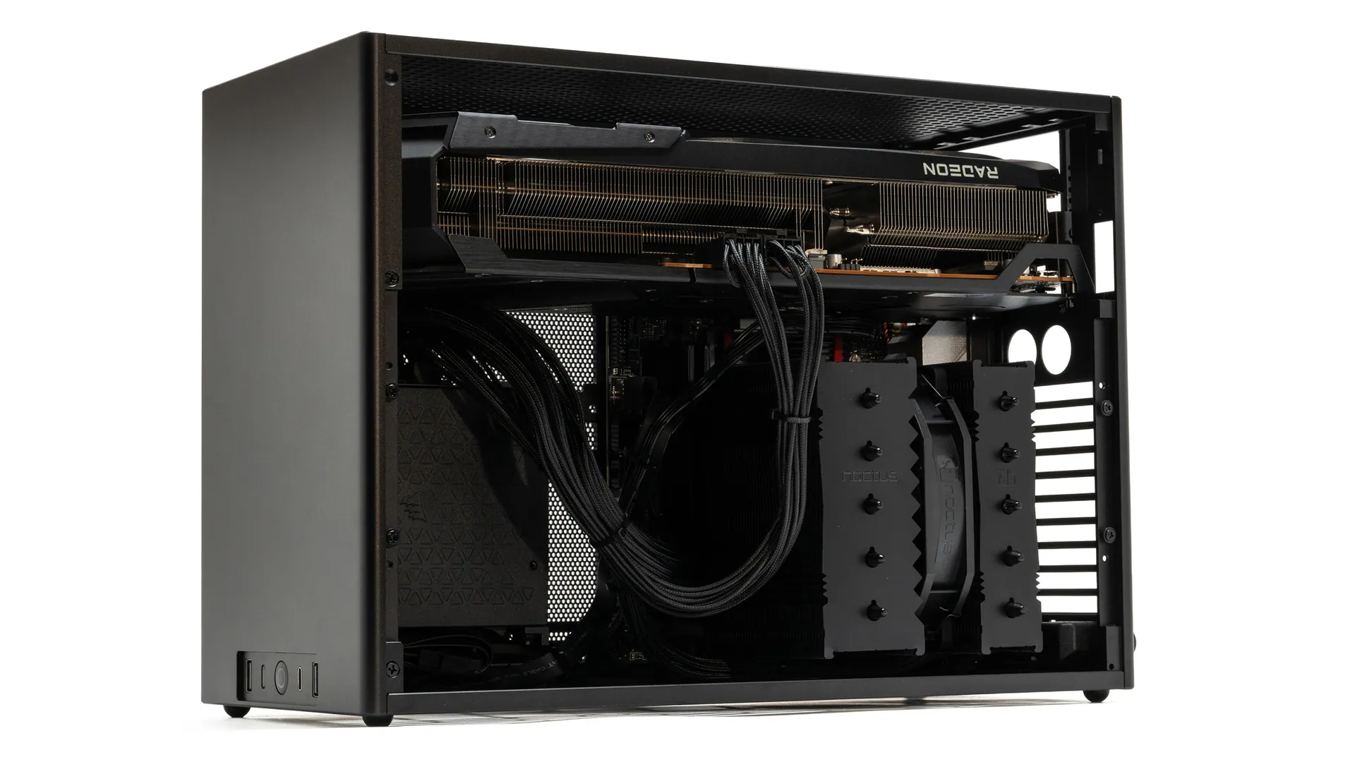 gaming-pc-2025_16-1920.webp