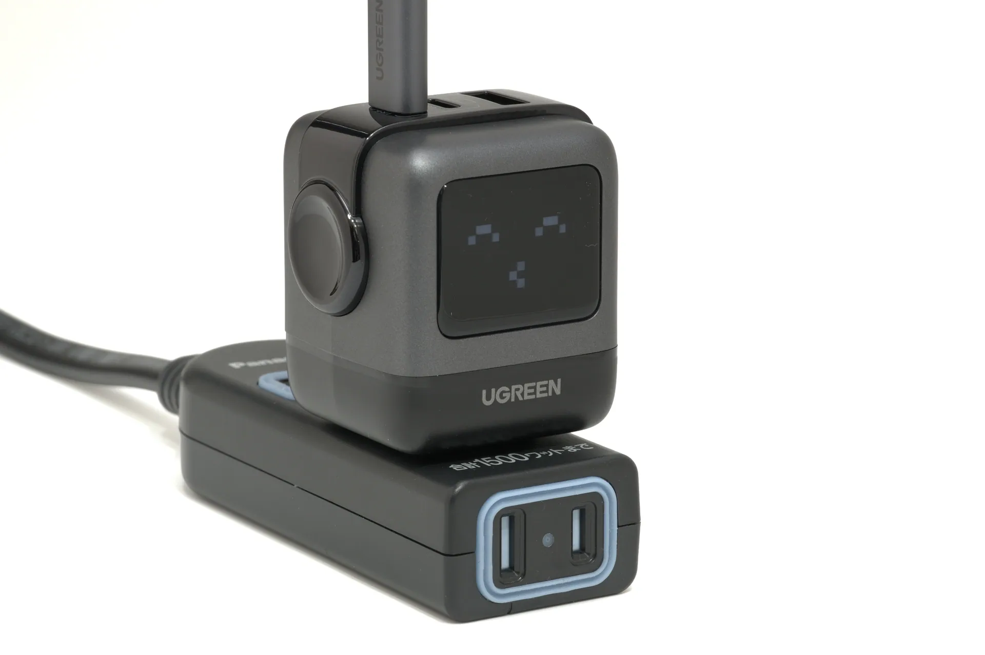 UGREEN Uno 65W GaN充電器 TFTスクリーン